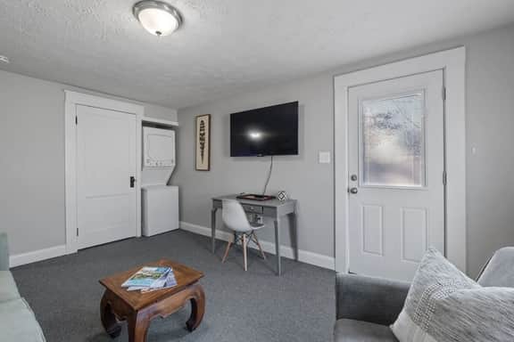65 S Elm #4